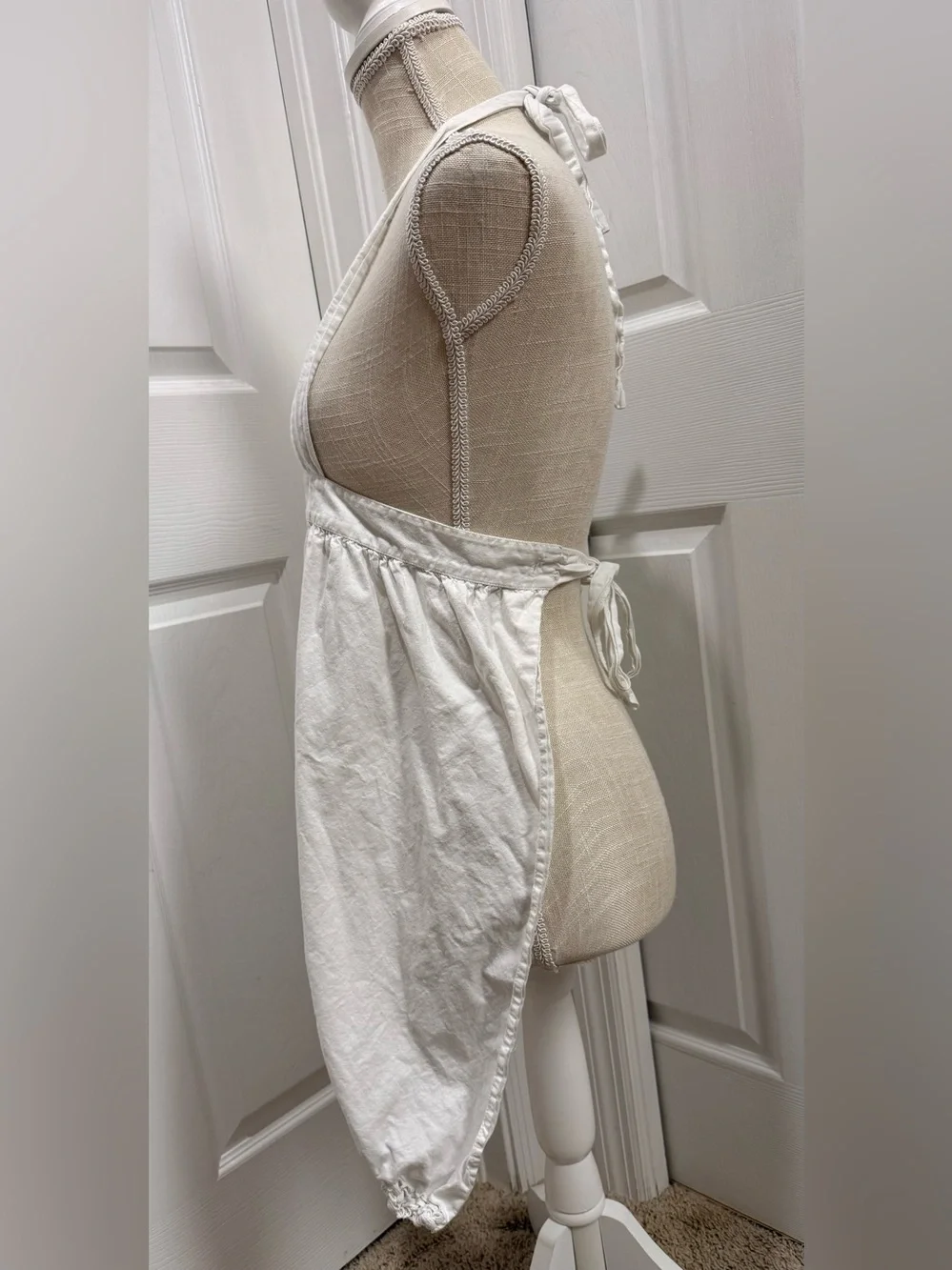 Beautiful White Lace Apron – Cottagecore / Shabby Chic Style size S